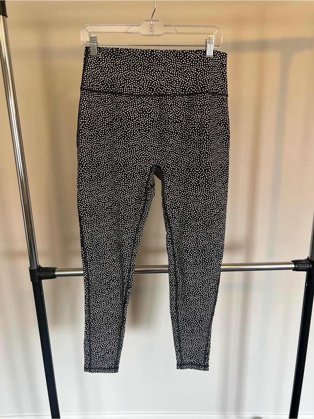 Buffbunny Legacy Leggings- Black Bossy Print